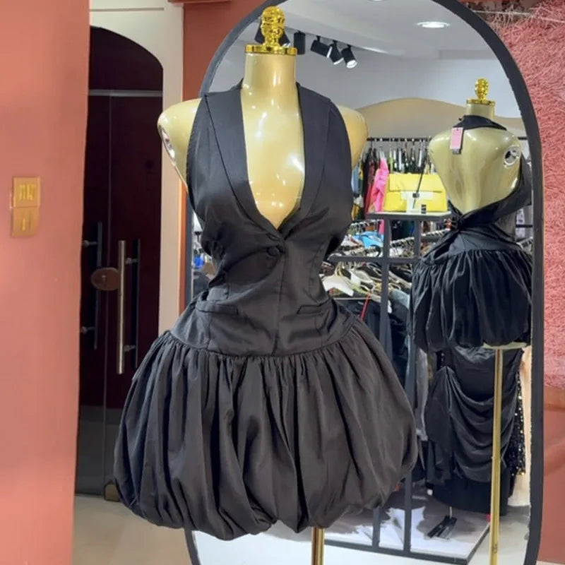 Cralom Sleeveless V-neck Pleated Short Dress