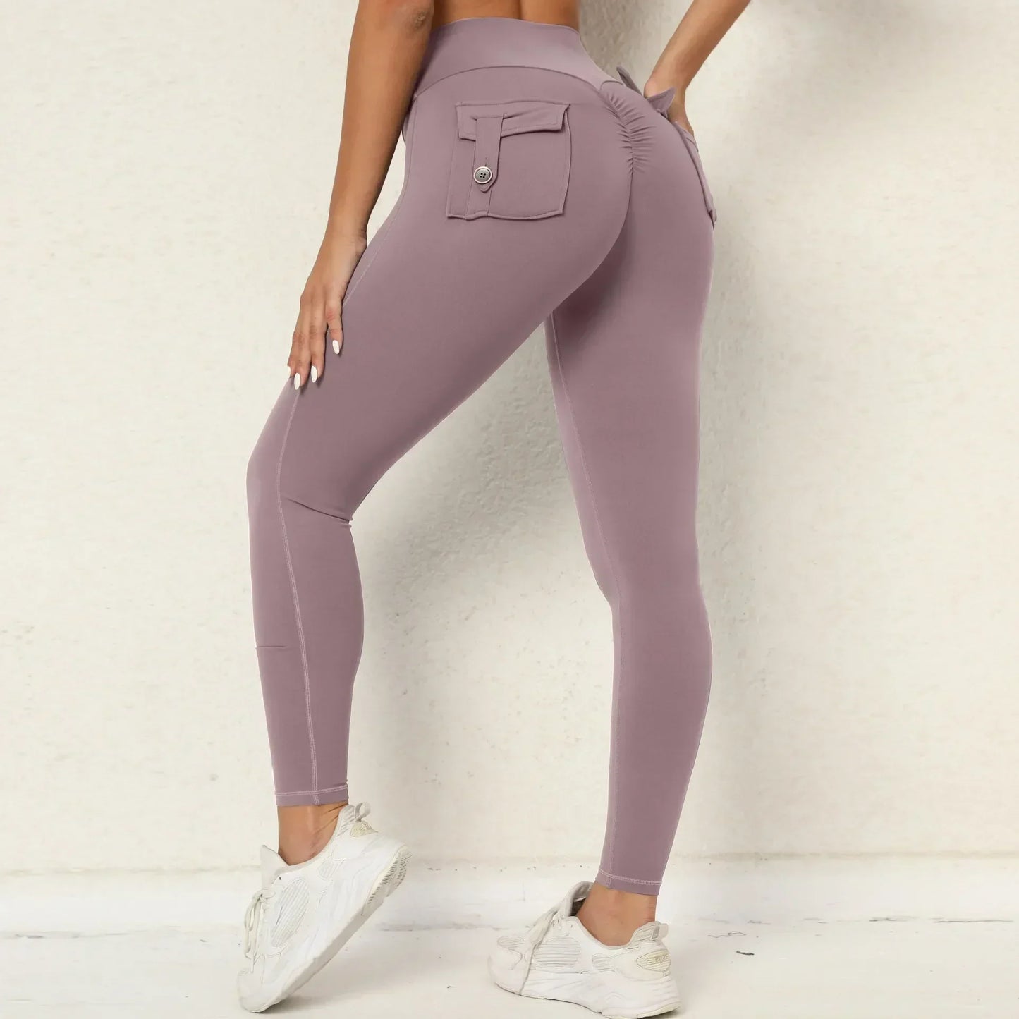 Cralom Seamless Yoga Leggings with Hip-lifting Design & Pocket