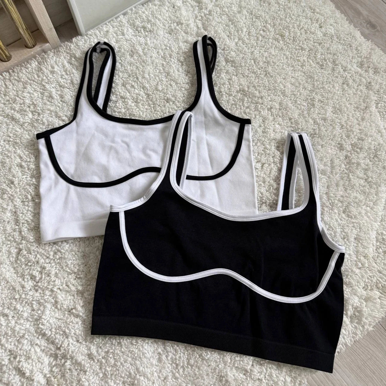 Cralom Color Contrast Yoga Bras - Open Back Sports Crop Top