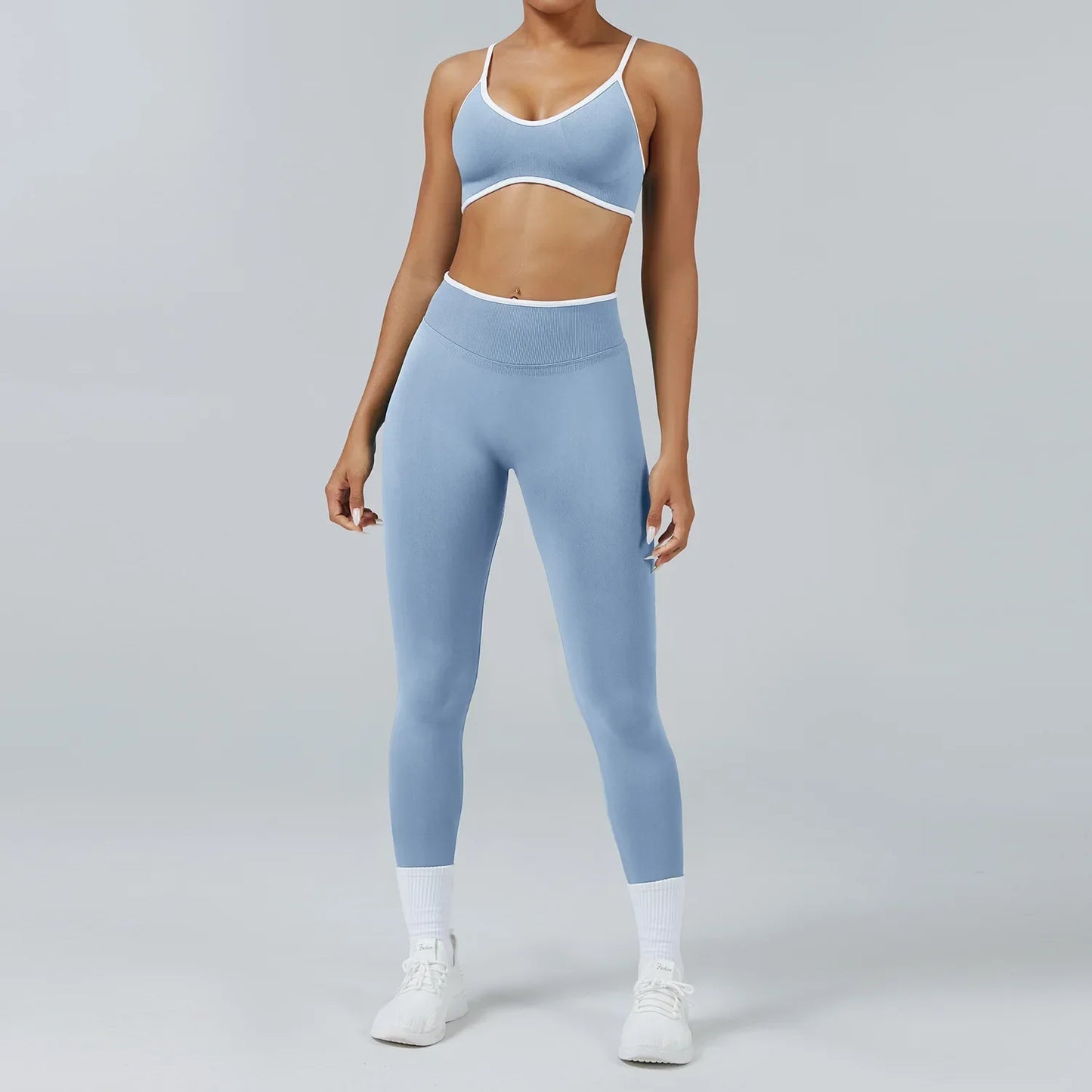 Cralom Seamless Yoga Set: Backless Sports Bra & Quick-Dry Leggings for Fitness