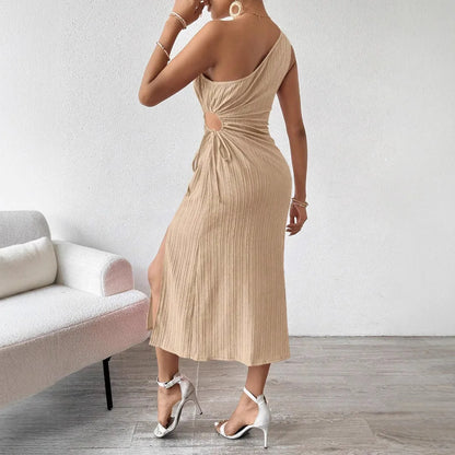 Cralom Elegant Single Shoulder Slit Dress for Spring/Summer 2025