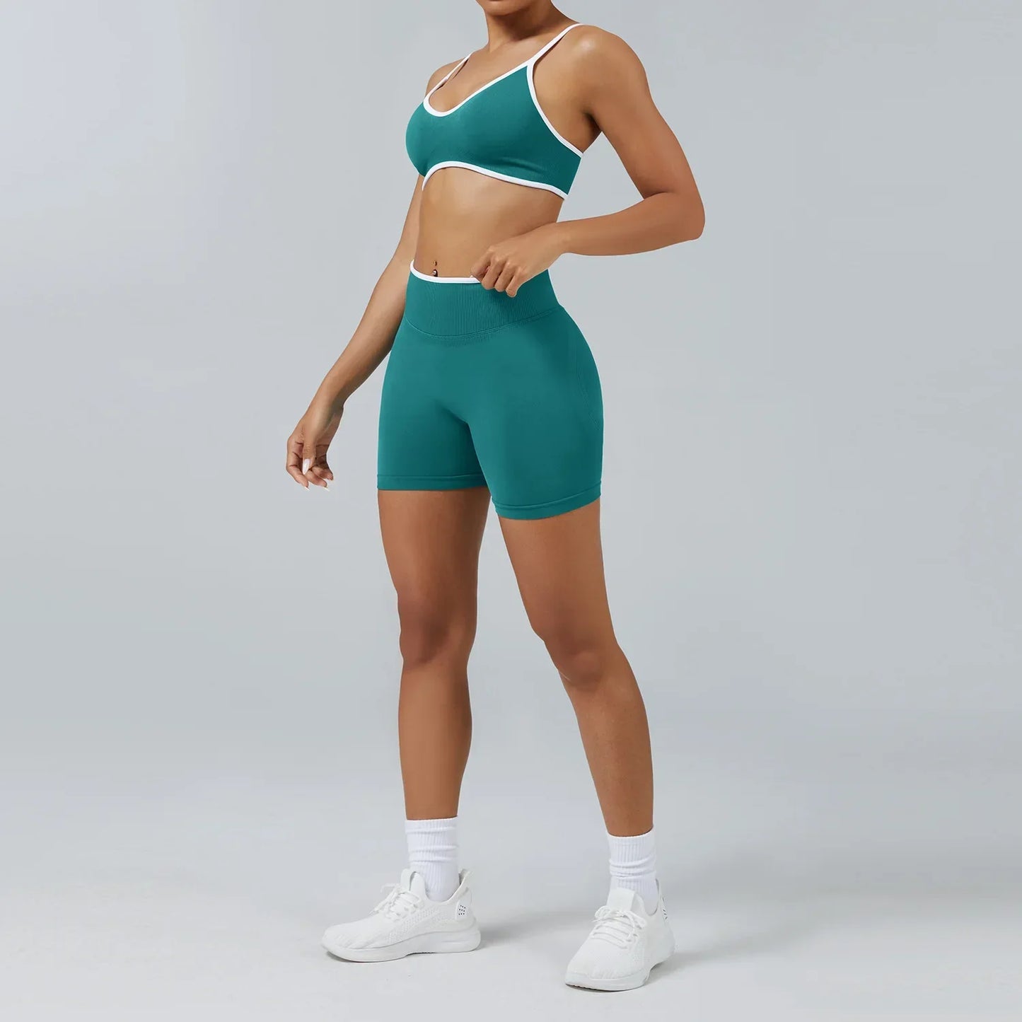 Cralom Seamless Yoga Set: Backless Sports Bra & Quick-Dry Leggings for Fitness