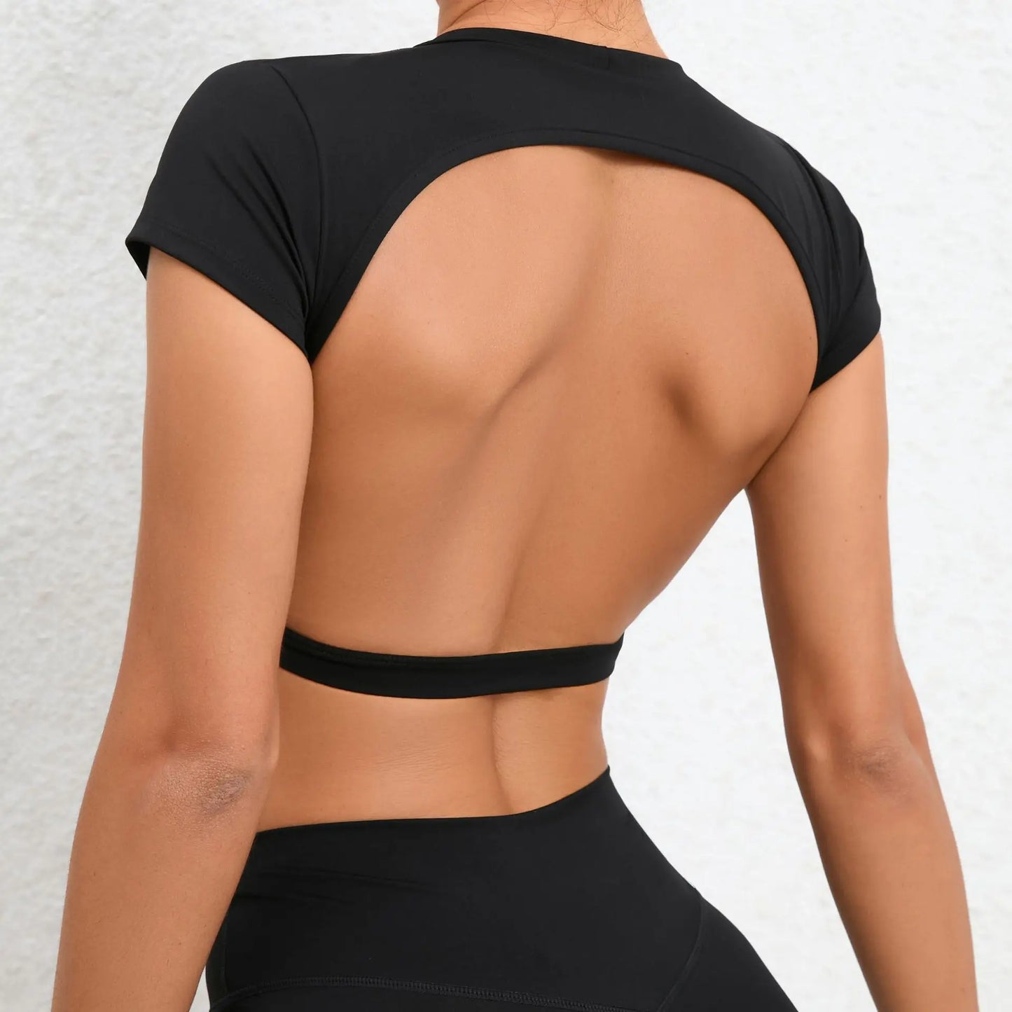 Cralom Seamless Yoga T-Shirt: Naked Feel, Quick-Dry, Beautiful Back Design