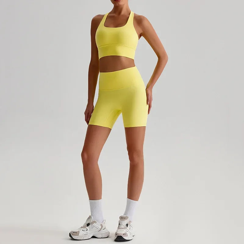 Cralom Seamless Yoga Set: Backless Bra & Booty-Lifting Shorts for Gym & Running