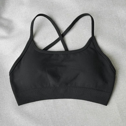Cralom Seamless Cross Back Yoga Bra with Removable Pads for Impact Support