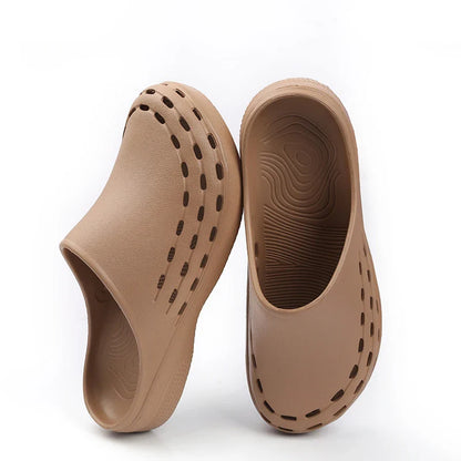 Cralom Summer Beach Sandals with Slip-Resistant Contoured Footbeds