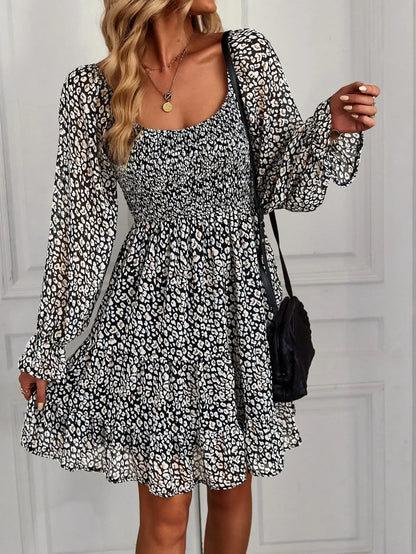 Cralom Floral Square Neck Long Sleeve Dress for Spring/Summer 2024