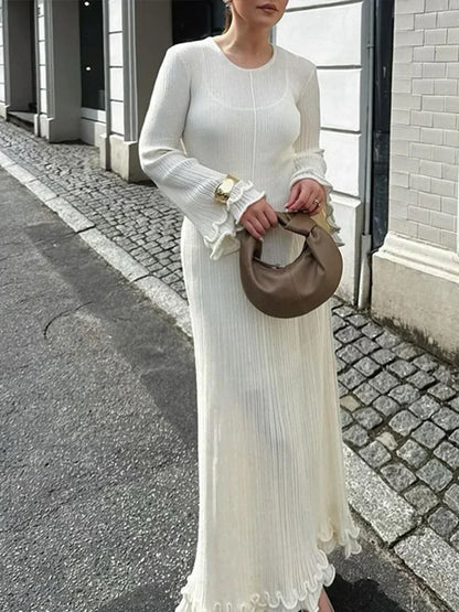 Cralom Elegant V-Neck Knitted Maxi Dress with Ruffles & Pleats