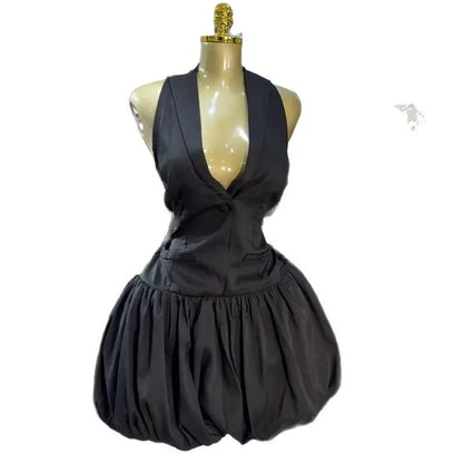 Cralom Sleeveless V-neck Pleated Short Dress