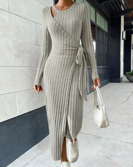 Cralom Solid Color Round Neck Long Sleeve Knitted Dress