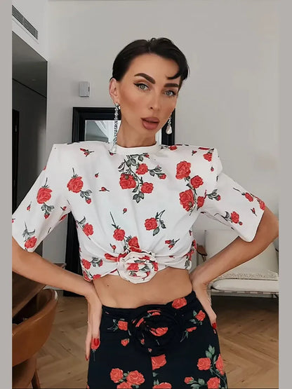 Cralom 3D Rose Print Women's Crop Top - Vintage Floral Retro Design
