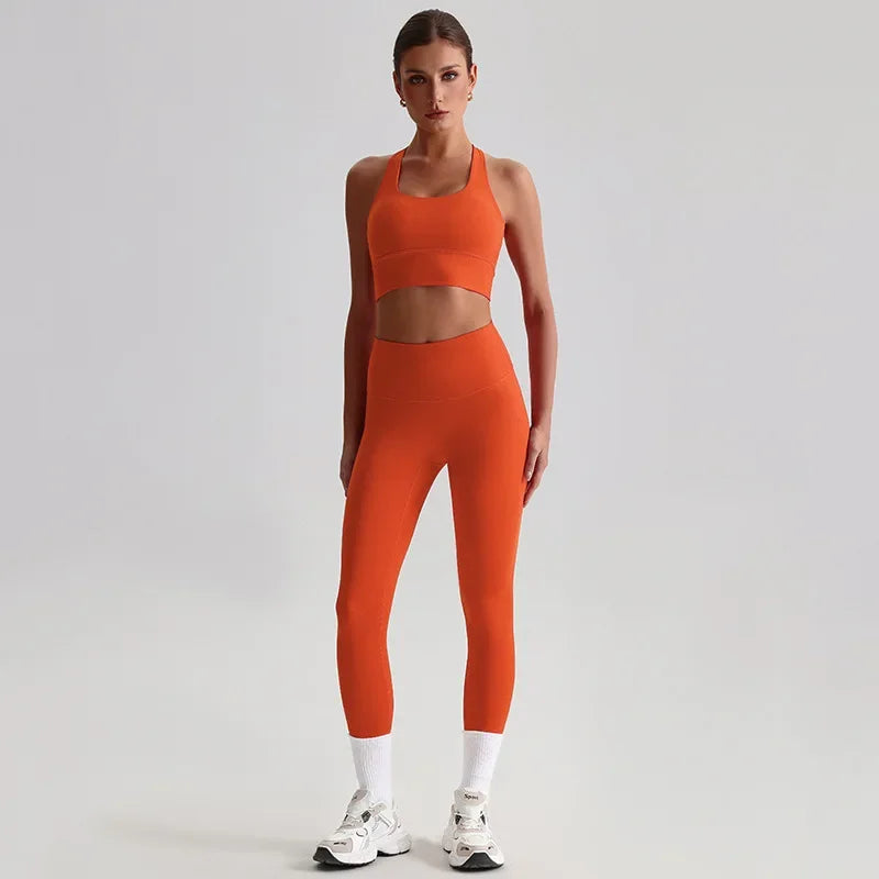 Cralom Seamless Yoga Set: Backless Sports Bra & Booty-Lifting Leggings