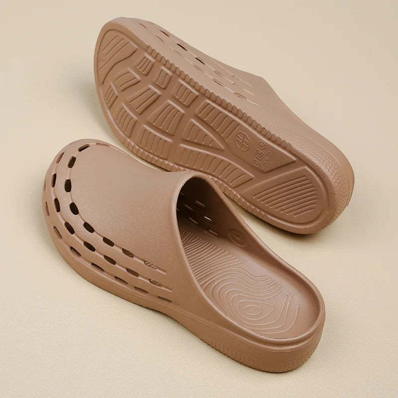 Cralom Medical Clogs: Comfortable Anti-Slip Waterproof Shoes for Hospitals