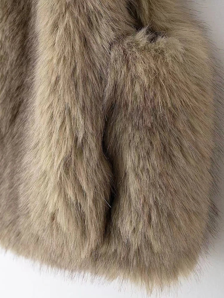 Cralom Women's Faux Fur Winter Vest Coat 2024 - Sleeveless, Soft, and Stylish