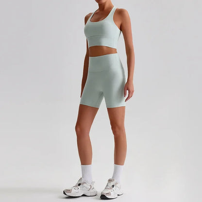Cralom Seamless Yoga Set: Backless Bra & Booty-Lifting Shorts for Gym & Running