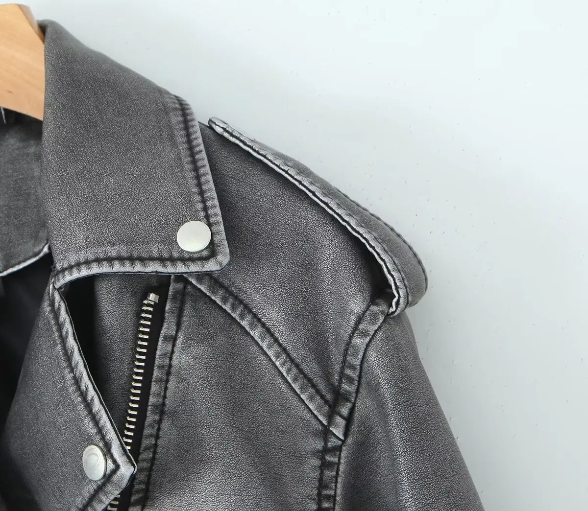 Cralom PU Leather Jacket with Zipper, Casual Lapel Motorcycle Coat for Women