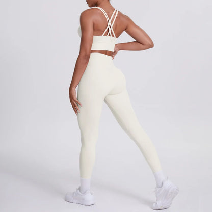 Cralom Seamless Yoga Set: Cross-Back Bra & Booty-Lifting Leggings