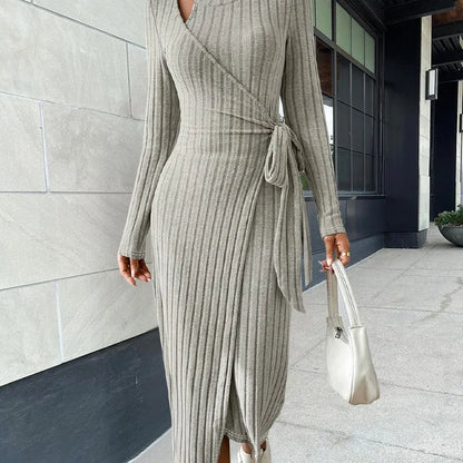 Cralom Solid Color Round Neck Long Sleeve Knitted Dress