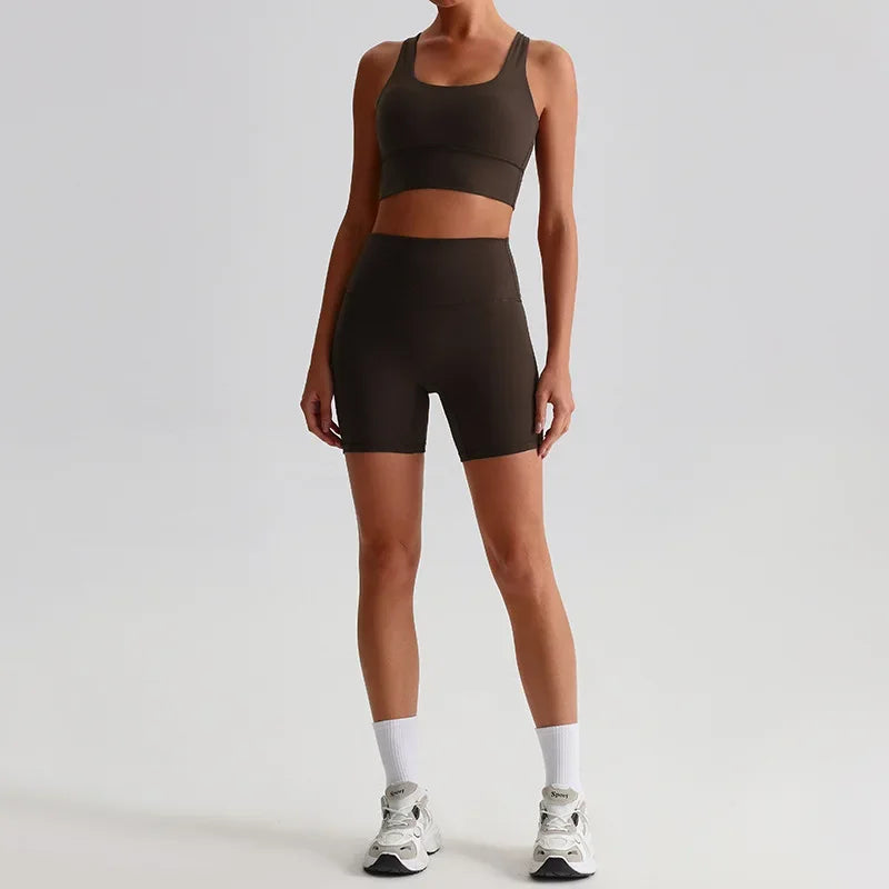 Cralom Seamless Yoga Set: Backless Bra & Booty-Lifting Shorts for Gym & Running