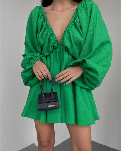 Cralom Deep V-neck Bubble Dress with Open Back and Large Swing Skirt