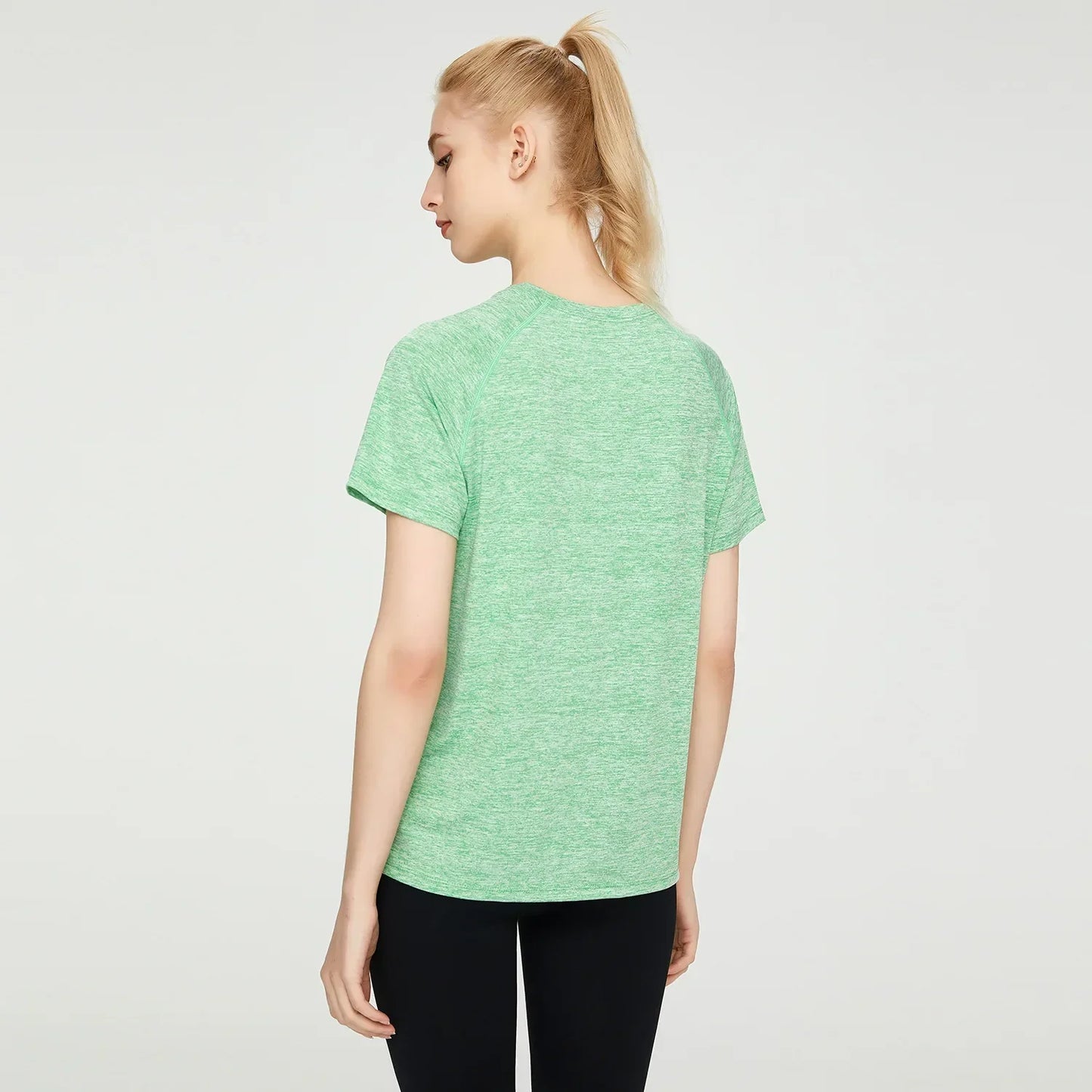 Cralom Seamless Yoga T-shirt for Women - Quick Dry Fitness Top