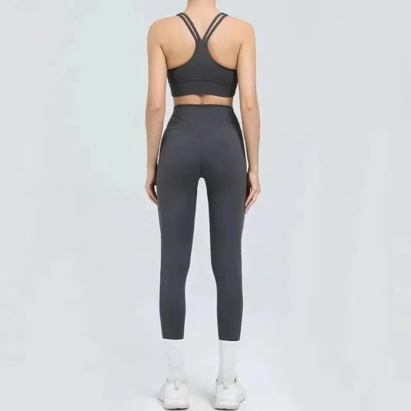 Cralom Seamless Yoga Set: Sports Bra & Butt Lifting High Waist Leggings