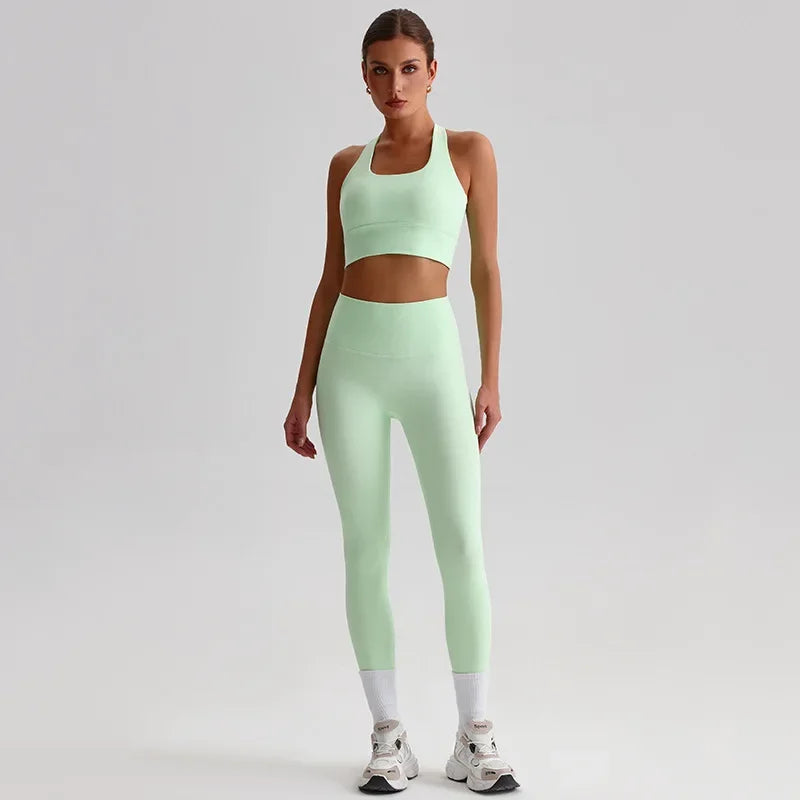 Cralom Seamless Yoga Set: Backless Sports Bra & Booty-Lifting Leggings