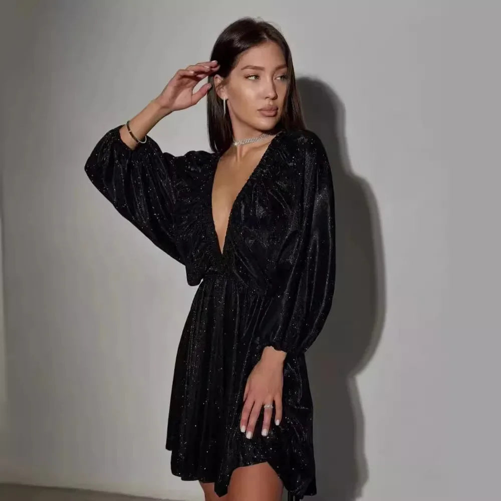 Cralom Women's Sexy Backless V-neck Long-Sleeved Short Skirt