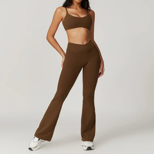 Cralom Yoga Set: 2-Piece Gym Wear, Crop Top & Leggings Set for Women.