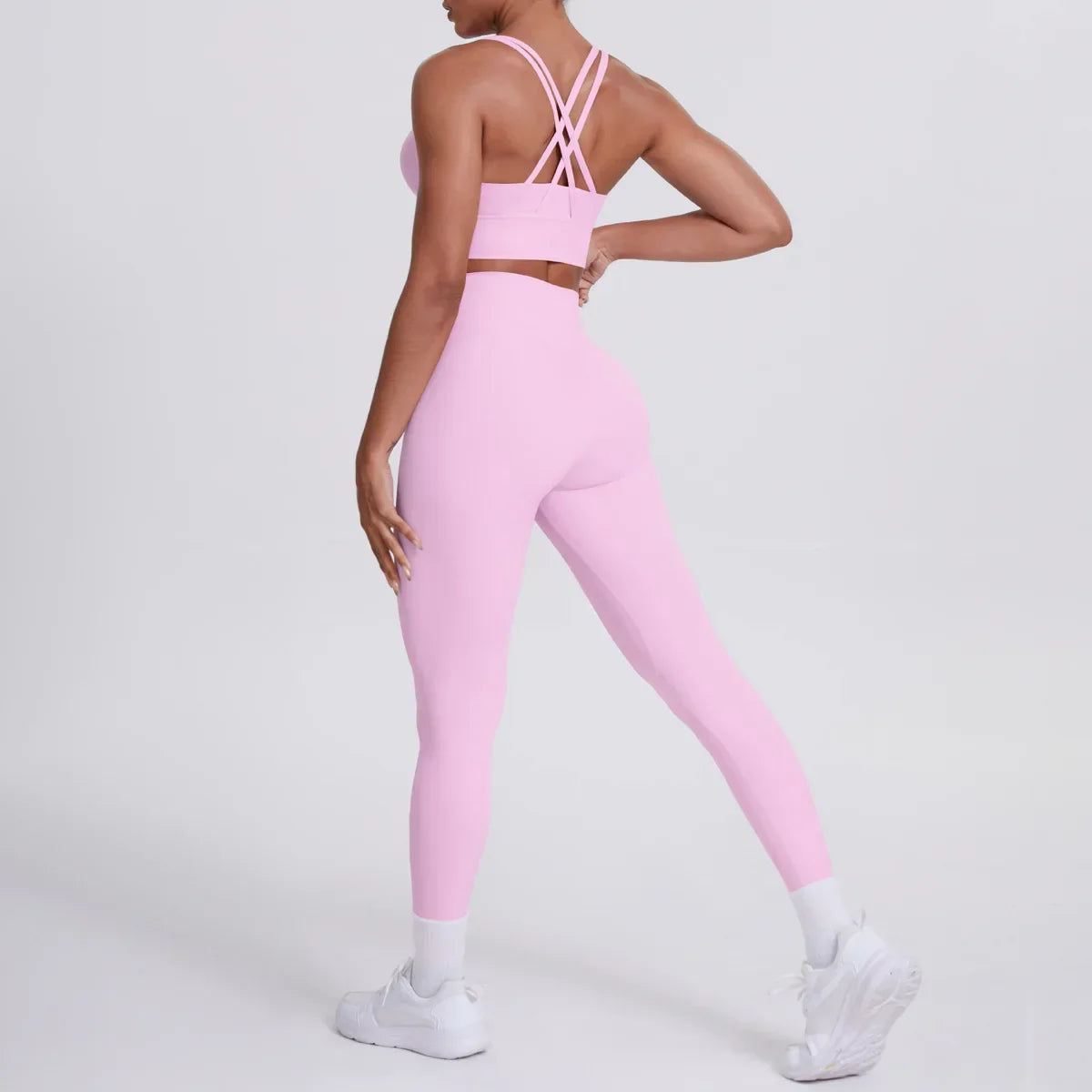 Cralom Seamless Yoga Set: Cross-Back Bra & Booty-Lifting Leggings