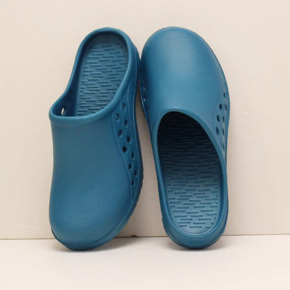 Cralom Nurse Clogs: Lightweight Anti-Slip Hospital Shoes