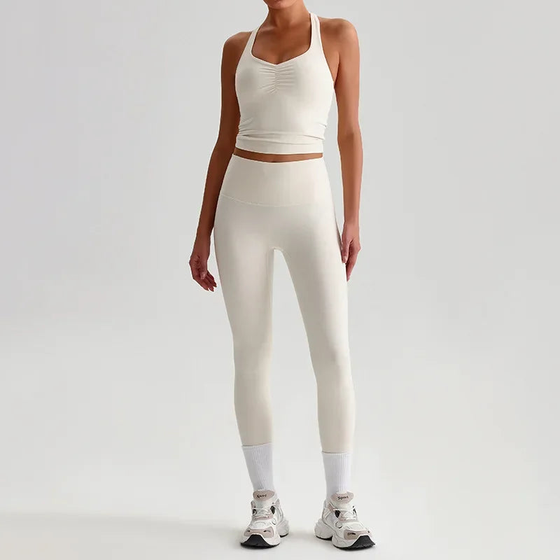 Cralom Naked Feel Seamless Yoga Set: Sports Bra & Slim-Fit Leggings