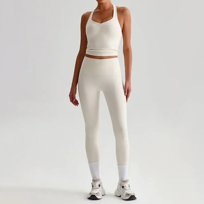 Cralom Naked Feel Seamless Yoga Set: Sports Bra & Slim-Fit Leggings
