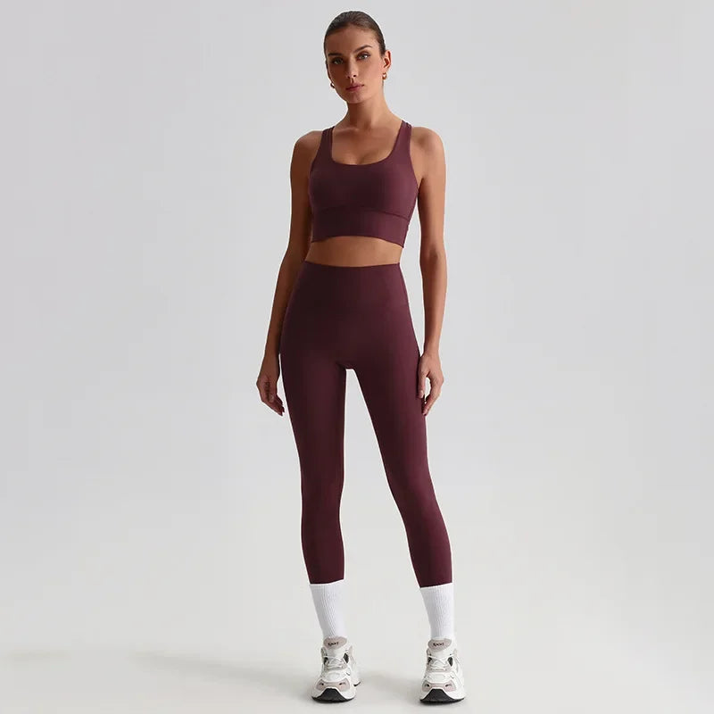 Cralom Seamless Yoga Set: Backless Sports Bra & Booty-Lifting Leggings