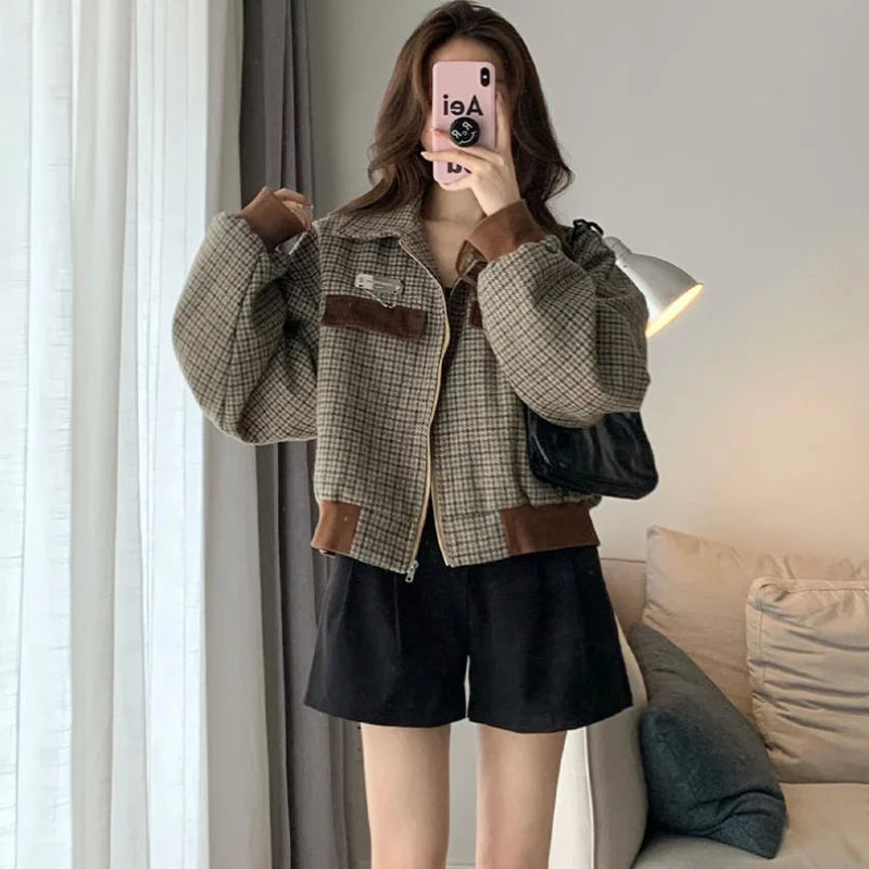 Cralom Vintage Plaid Coat 2024: Short Padded Cropped Jacket in Luxury Designer Style